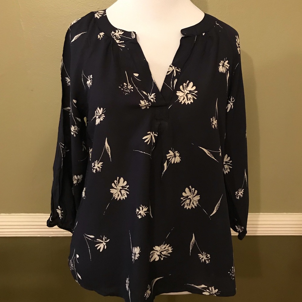 GAP Pop-over Navy Floral Shirt